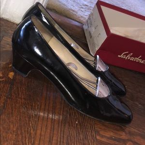 Vintage Patent Leather DESIGNER Ferragamo Heels
